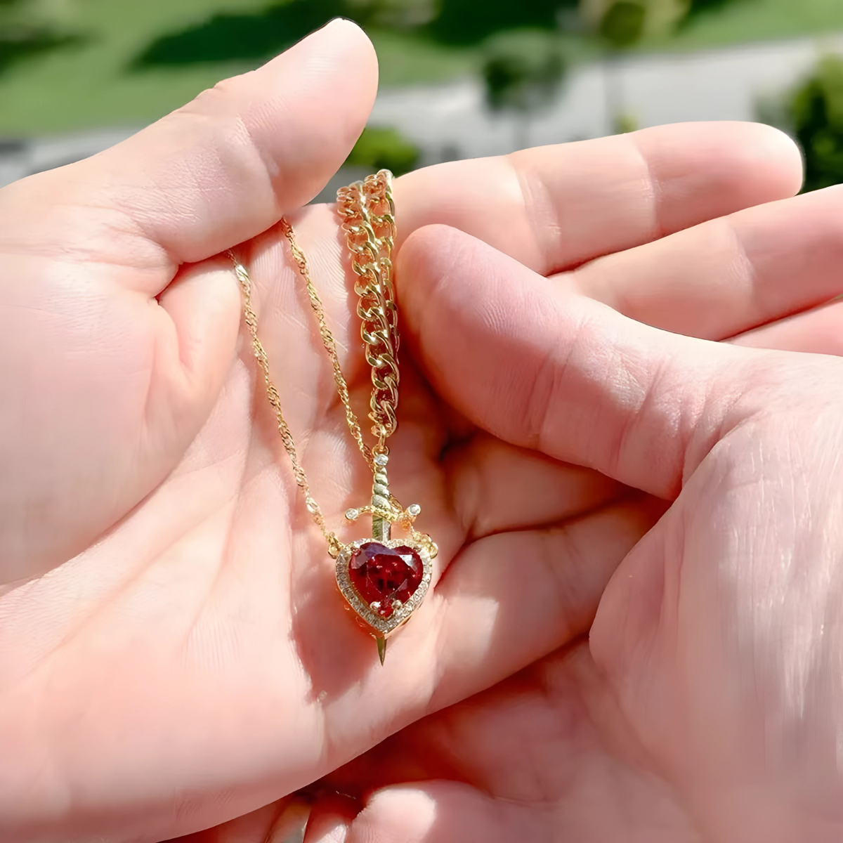 MONORA - SZÍV ÉS KARD NYAKLÁNC