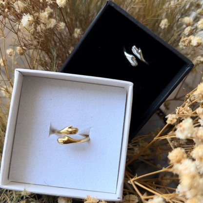 MONORA – AZ ÖRÖK ÖLELÉS GYŰRŰJE