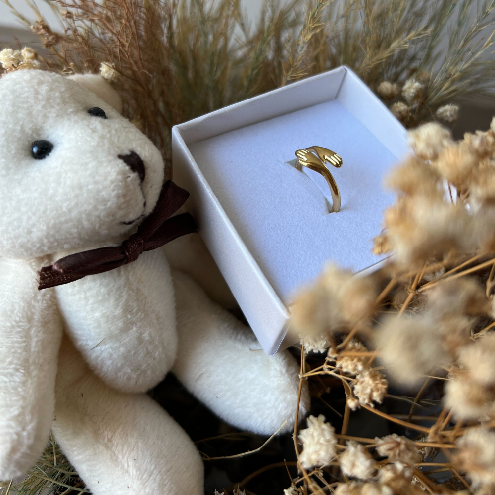 MONORA – AZ ÖRÖK ÖLELÉS GYŰRŰJE