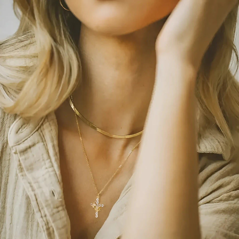 MONORA - KERESZT & KORONA NYAKLÁNC