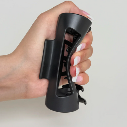 MONORA - TÖRHETETLEN HAJCSAT