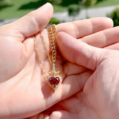 MONORA - SZÍV ÉS KARD NYAKLÁNC